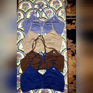 ***SOLD---ONER ACTIVE: Effortless Strappy Seamless: 4 Sports Bras